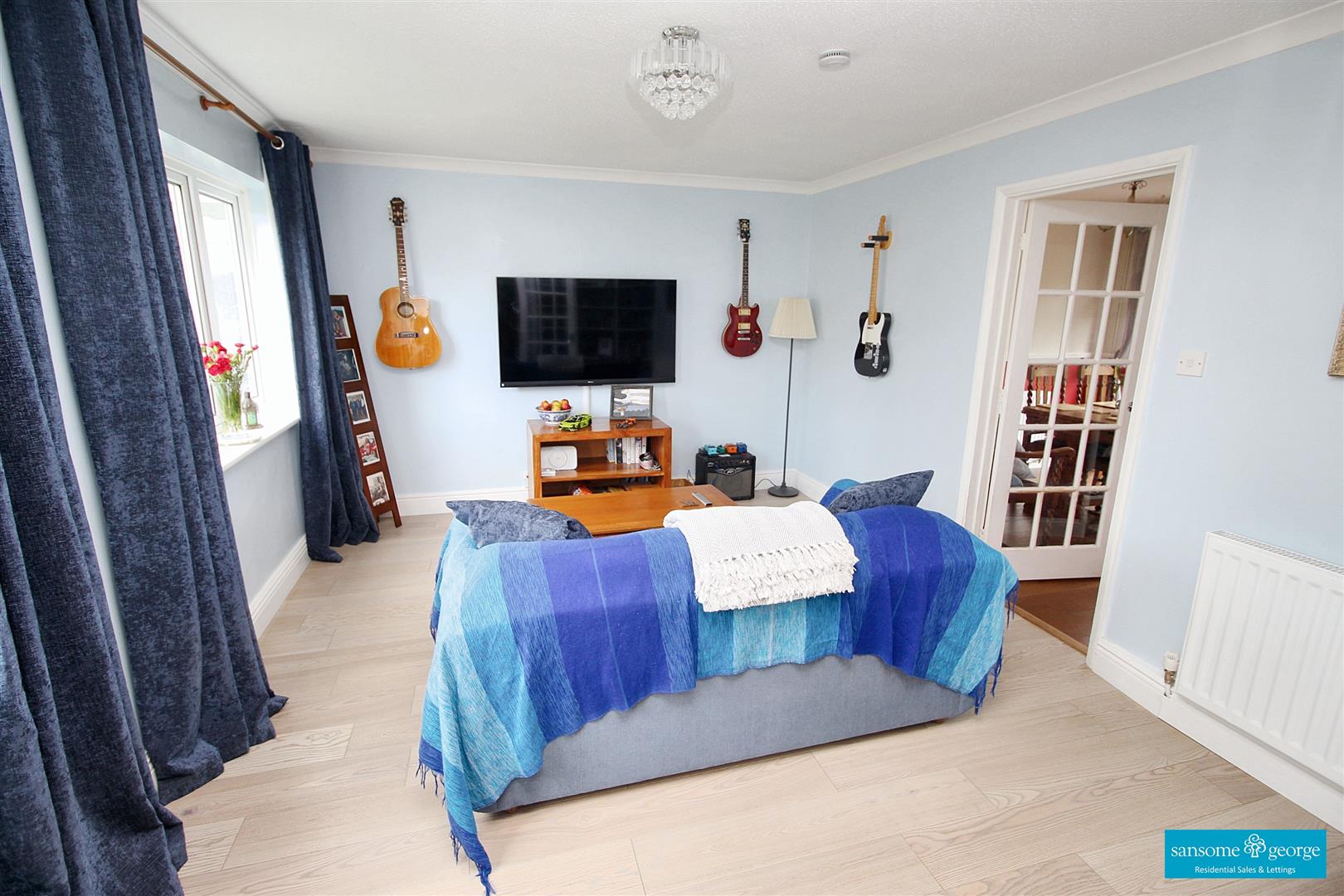 3 bed property in Primrose Close, Reading